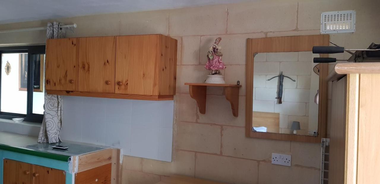 Auberge De Provence Guest House Siggiewi Екстериор снимка